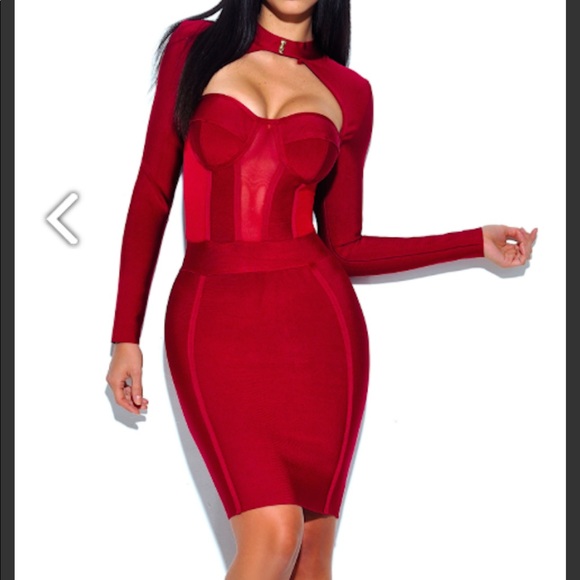 Dresses & Skirts - ⬇️$175 Red bandage dress Herve Leger type